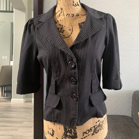 Pinstripe button up - Picture 1 of 4